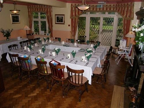 The Tudor Court Hotel Solihull Bagian luar foto